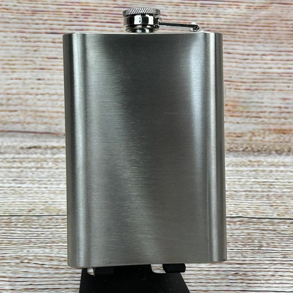 Made For Retail Cheers Grinches Stainless Steel 8oz Hip Flask‎ Silver Green NEW